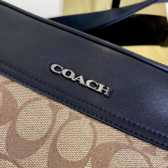 COACH C4149 Men's Graham Crossbody In Signature Canvas Chaki - Picture 8 of 9